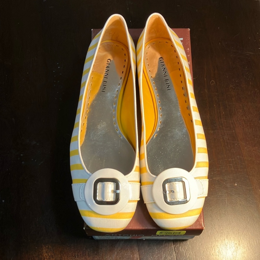 Gianni Bini Yellow and White Fabric Flats with Leather Accents